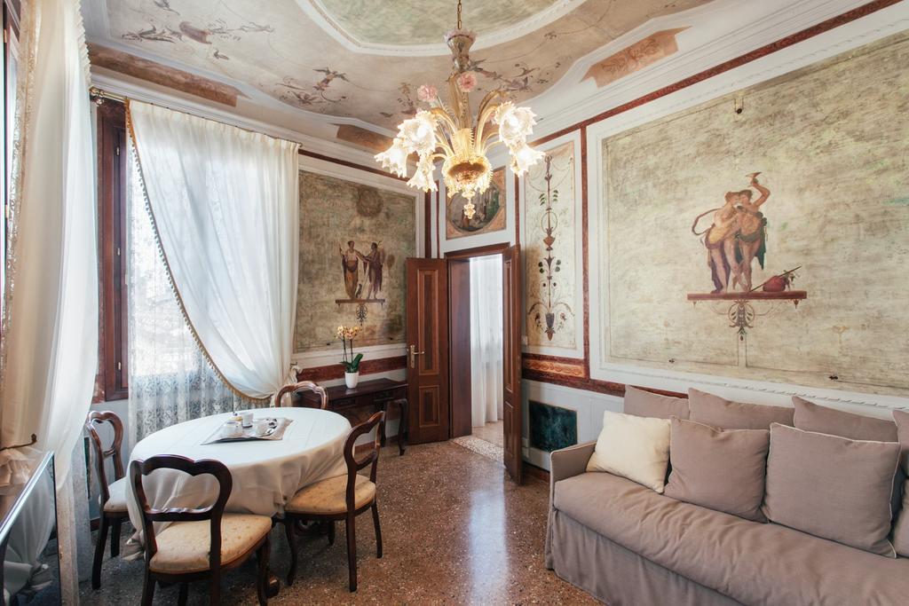 Residenza Dei Dogi Apartment เวนิส ภายนอก รูปภาพ