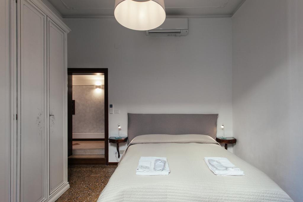 Residenza Dei Dogi Apartment เวนิส ภายนอก รูปภาพ
